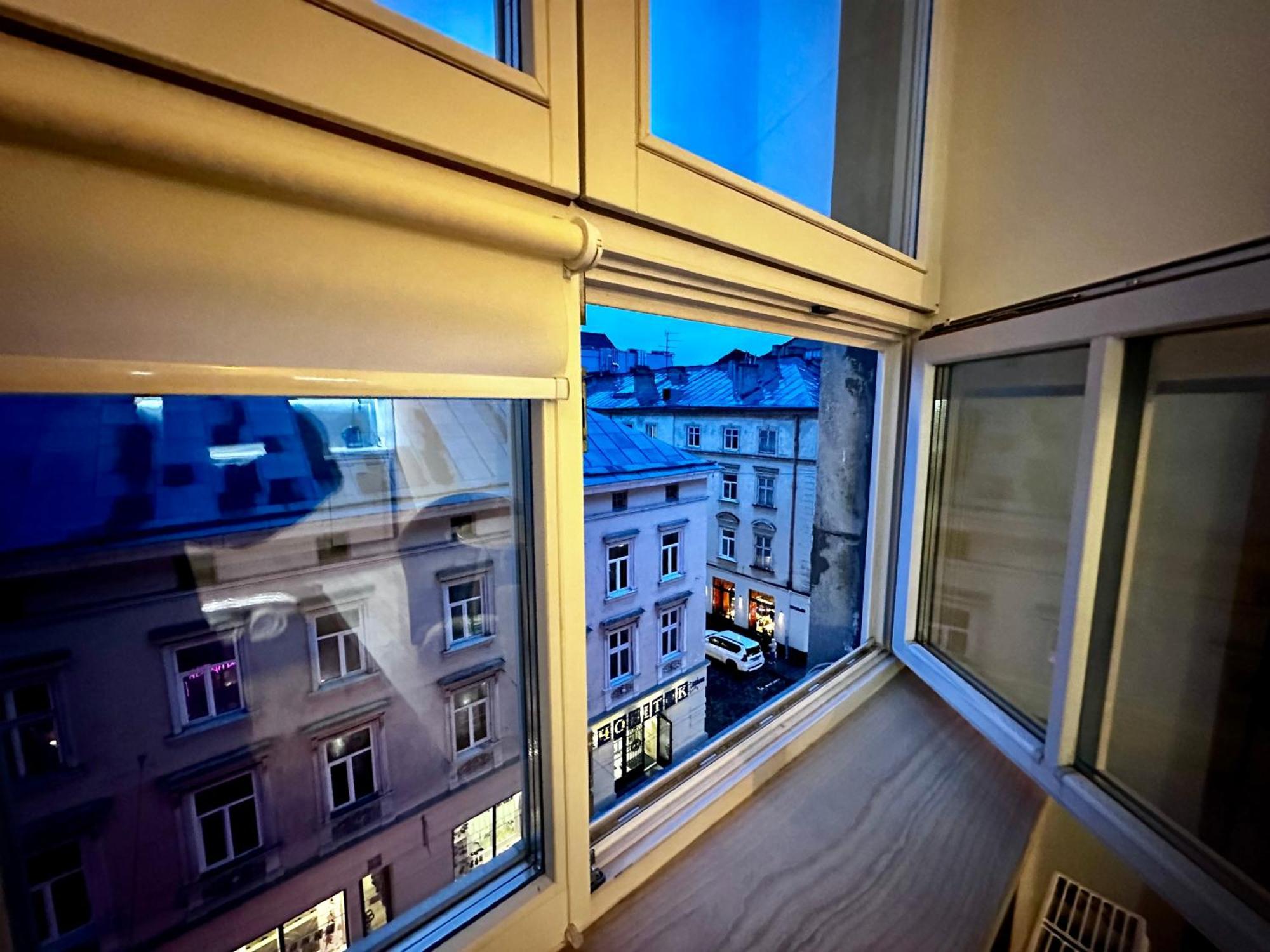 Hotel Gallery 21 リヴィウ エクステリア 写真